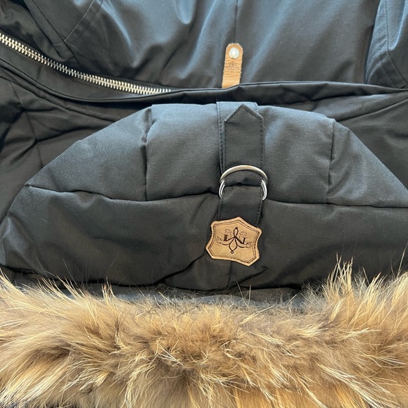 Mackage Kerry Down Parka, Women’s Small, Black, Raccoon Fur, Excellent Condition - Picture 10 of 16